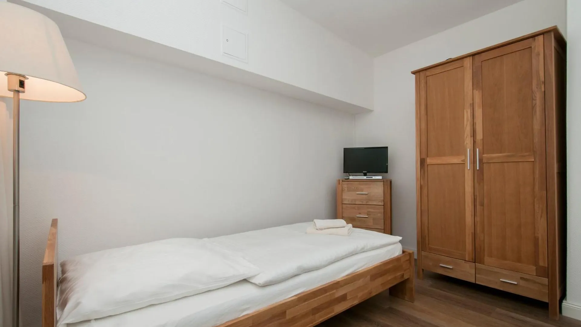 Appartements in der historischen Deichstrasse contactless Check in Hamburg Deutschland