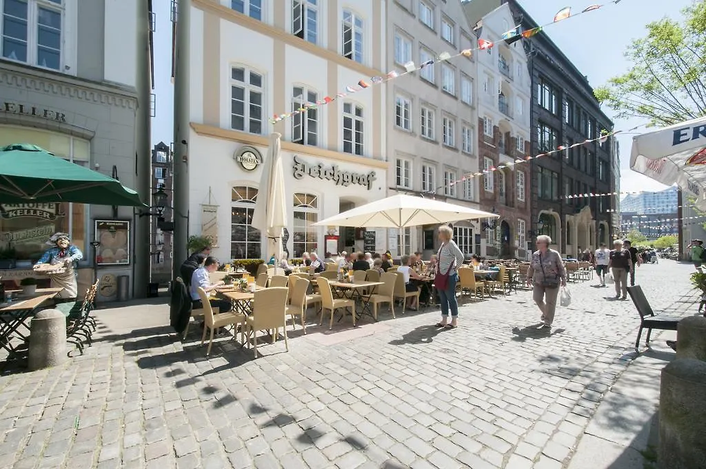 Appartements in der historischen Deichstrasse contactless Check in Hamburg